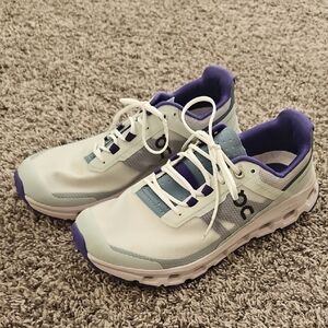 On Running Women's Sneakers - White and Purple